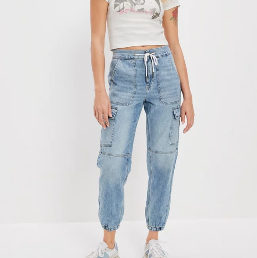 AE Super High-Waisted Cargo Denim Jogger